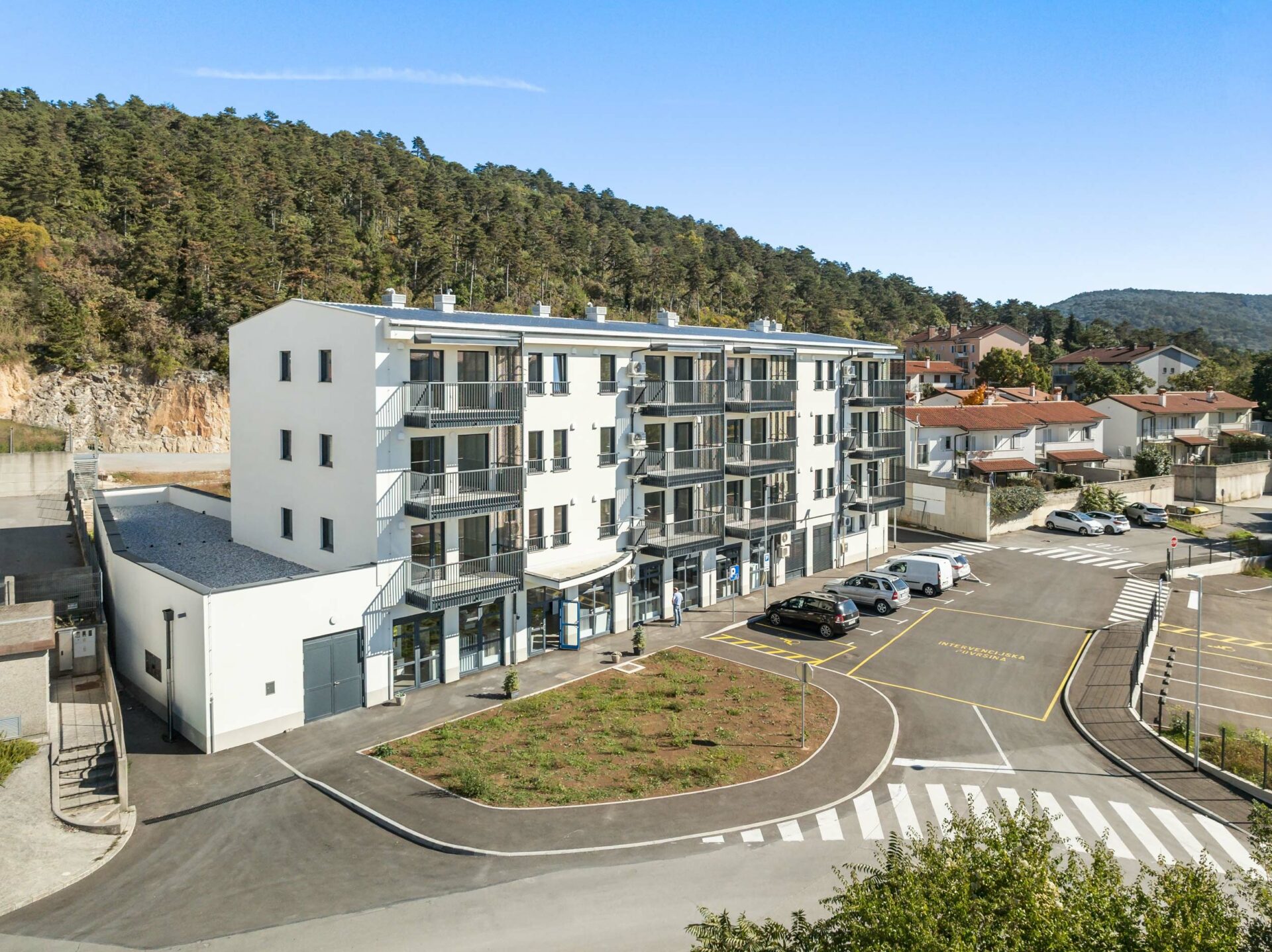 jelovica_sezana_web_jelovica_sezana_web_dji_0331-hdr_60_16